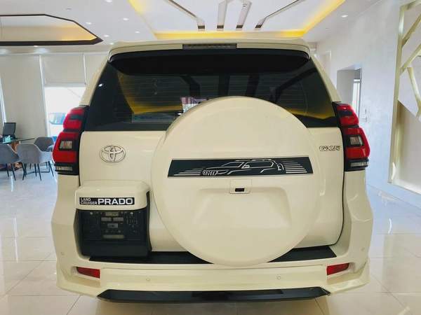 للبيع تويوتا برادو V6 موديل 2022 مواصفات خليجية