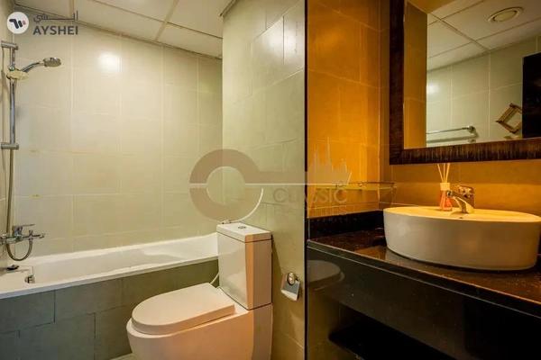 Lake View / New Furniture & Appliances / Upgraded