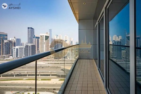 Lake View / New Furniture & Appliances / Upgraded