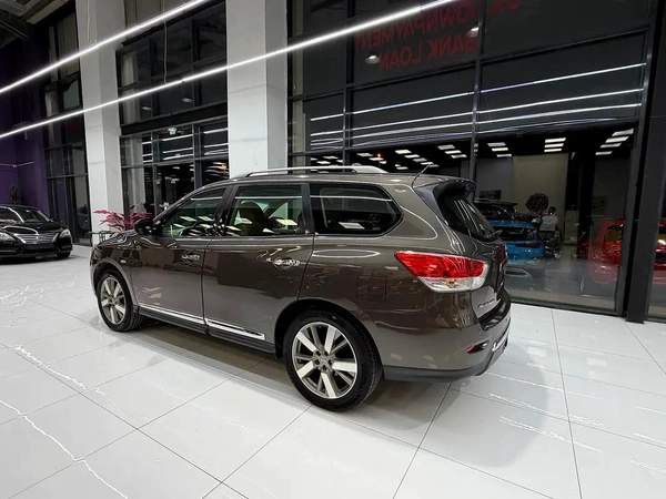 Nissan Pathfinder SV 2016 GCC Specs - original paint