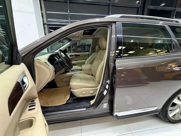 Nissan Pathfinder SV 2016 GCC Specs - original paint