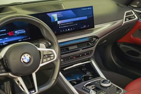 AED 3525 PM | BMW 420i CABRIOLET 2025 | UNDER 5 YEARS AGENCY WARRANTY SERVICE CONTRACT | GCC