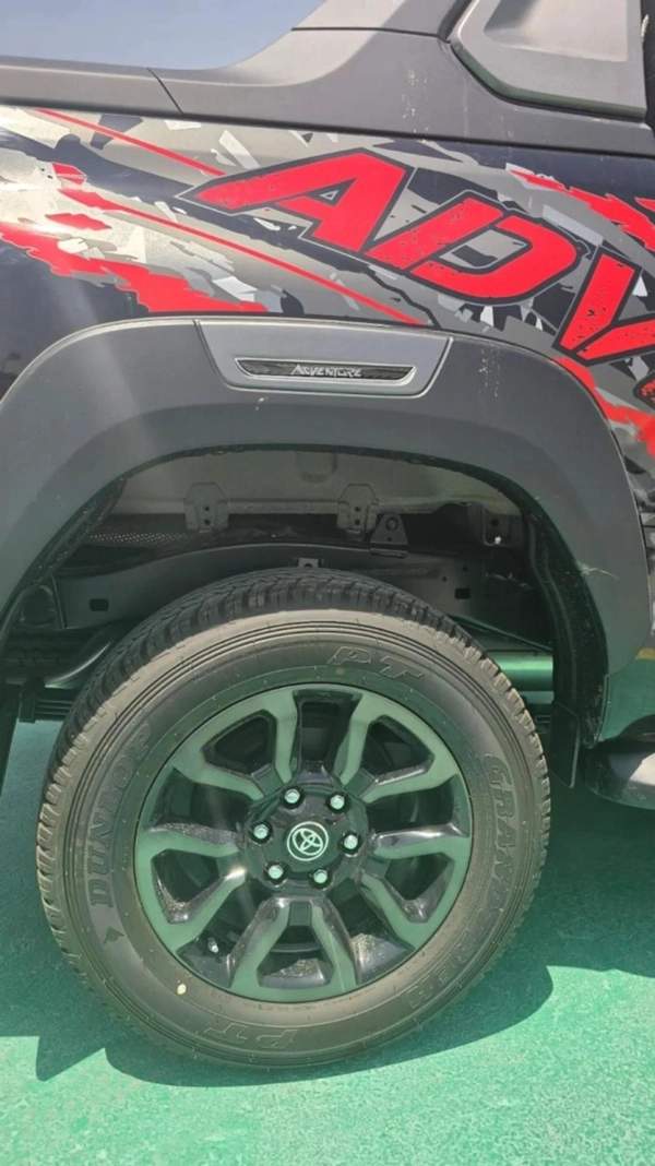 Toyota Hilux ADVENTURE 4.0L V6 PETROL 2025 GCC