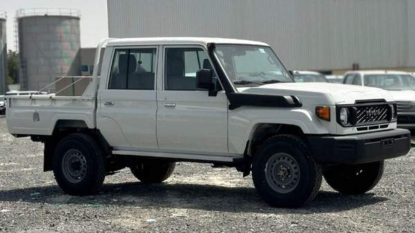 Toyota Land Cruiser Pick Up Land cruiser DOUBLE CABIN lc79 4.2L DIESEL V6 MY2025 FOR EXPORT ONLY.