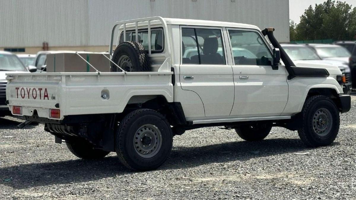 Toyota Land Cruiser Pick Up Land cruiser DOUBLE CABIN lc79 4.2L DIESEL V6 MY2025 FOR EXPORT ONLY.-3-3