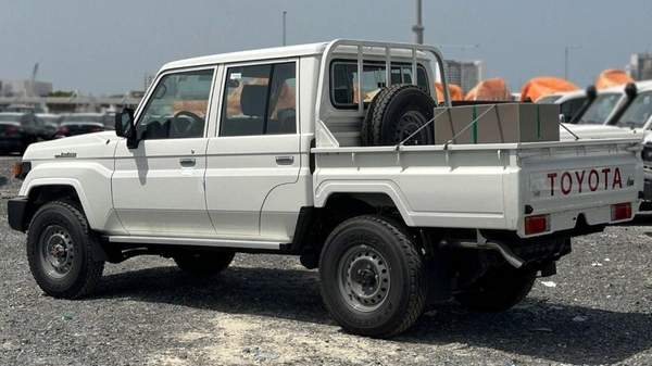 Toyota Land Cruiser Pick Up Land cruiser DOUBLE CABIN lc79 4.2L DIESEL V6 MY2025 FOR EXPORT ONLY.