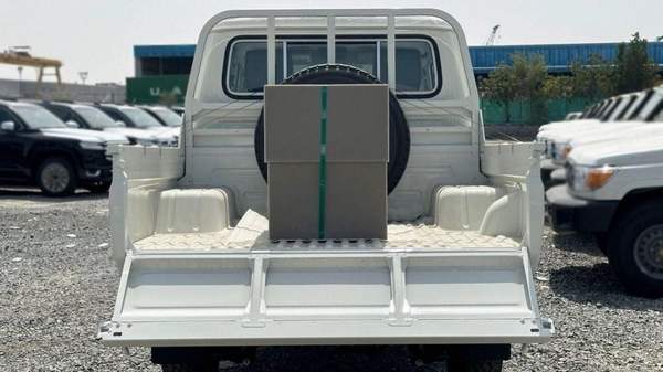 Toyota Land Cruiser Pick Up Land cruiser DOUBLE CABIN lc79 4.2L DIESEL V6 MY2025 FOR EXPORT ONLY.