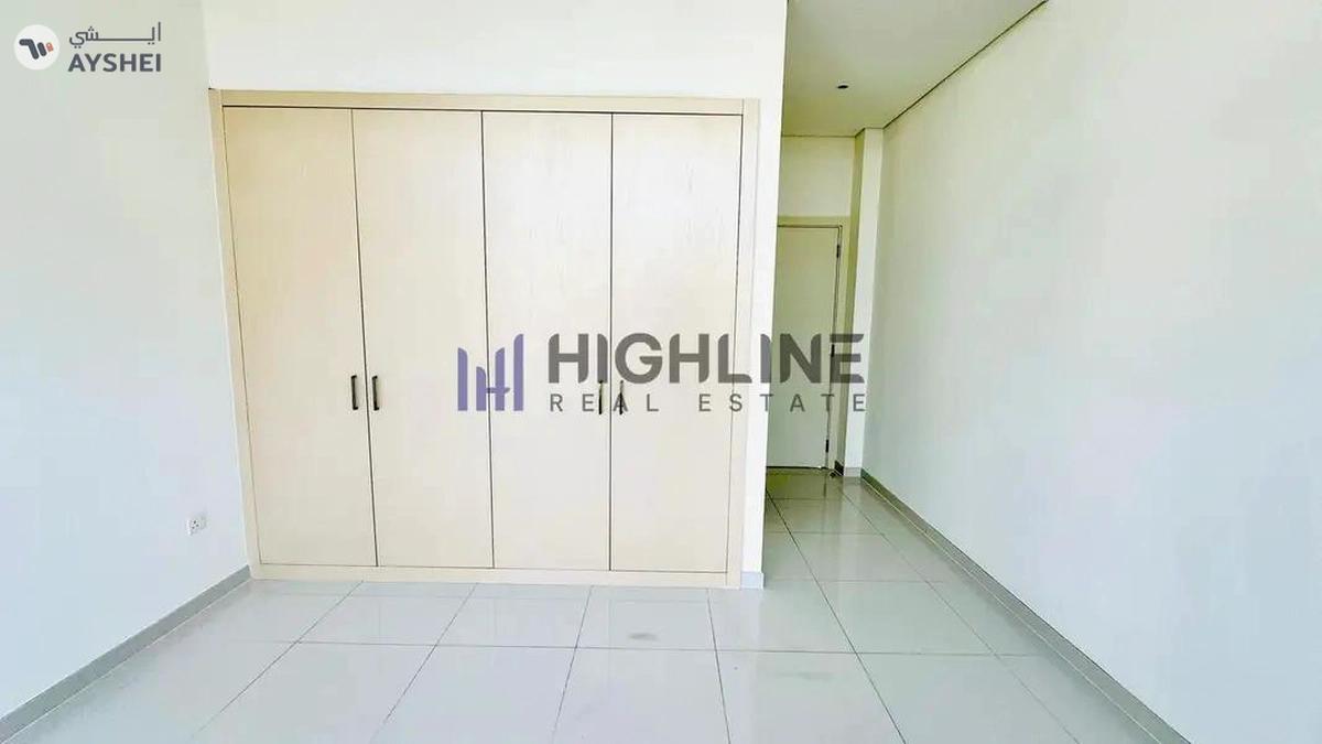 Modern 3 Bedroom Villa in Damac Hills-3-3