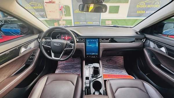 JAC J7 Luxury 2023 - GCC Specs - Pristine Condition