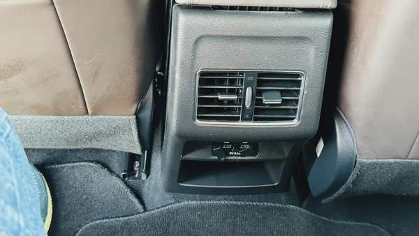 JAC J7 Luxury 2023 - GCC Specs - Pristine Condition