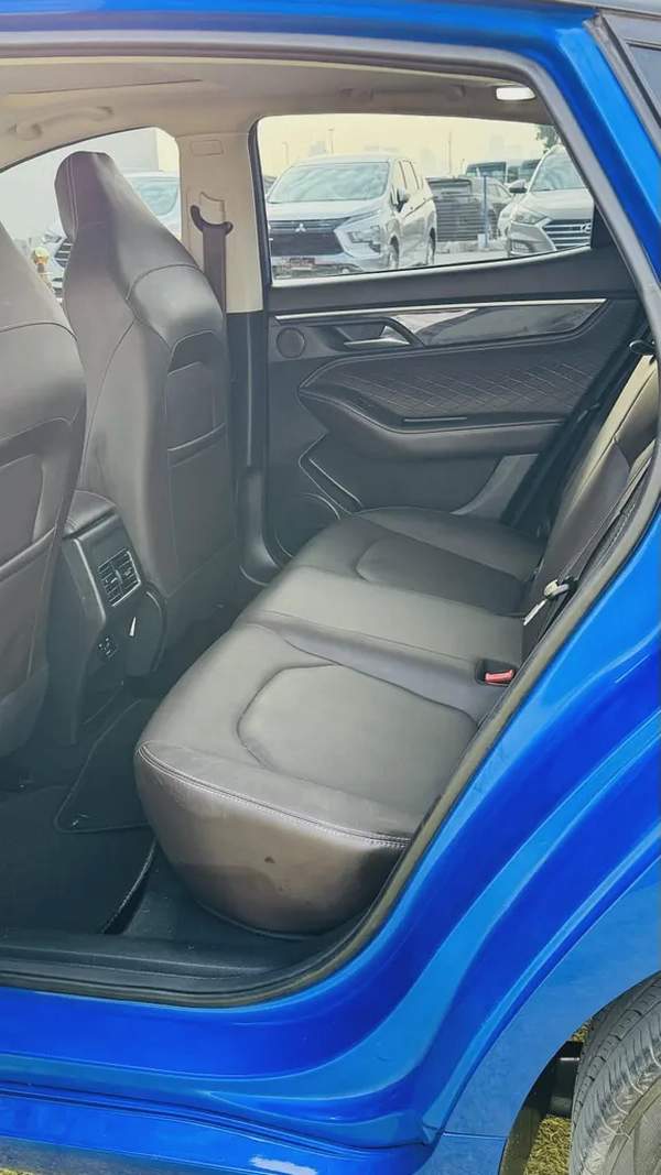 JAC J7 Luxury 2023 - GCC Specs - Pristine Condition