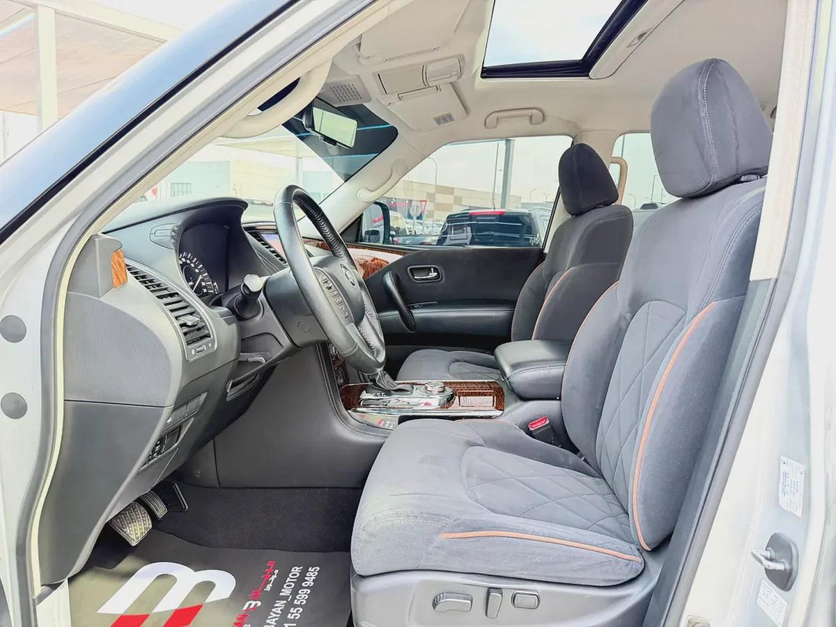 نيسان باترول SE V6 فضي / اسود خليجي Nissan Patrol SE V6 2018 - GCC Specs - Excellent Condition-6-6