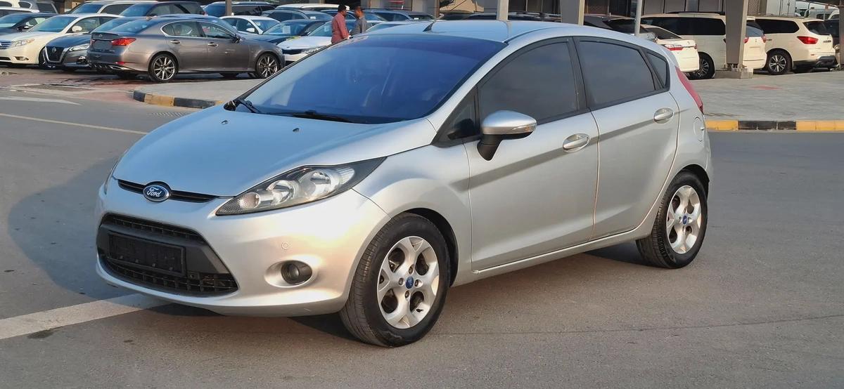 فورد فيستا 2012 خليجي بحالة ممتازة-2-2