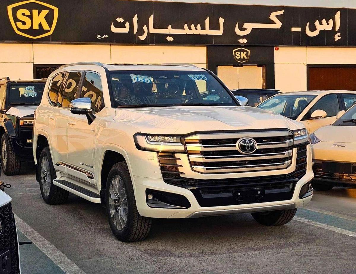 Toyota Land Cruiser VX HYBRID / 3.5L V6 PETROL / RADAR / BIG DVD / JBL SPKRS / LETAHER WITH MEMORY SEATS (CODE # VXH25)-2-2