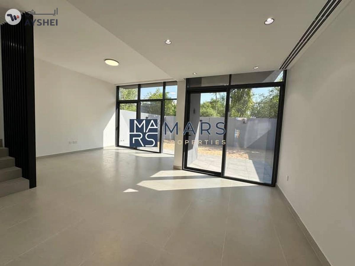 | Ready to Move | Luxury Villa | Green Community-2-2