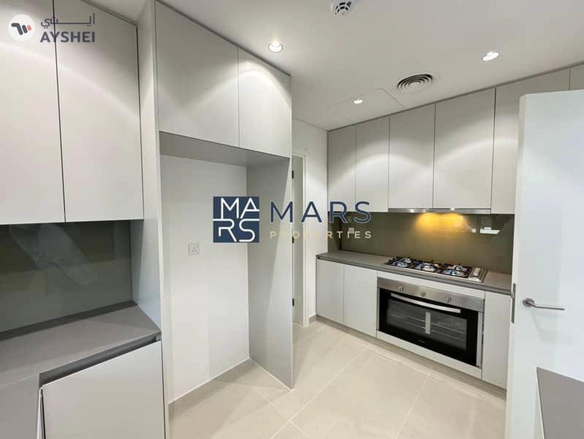 | Ready to Move | Luxury Villa | Green Community-7-7