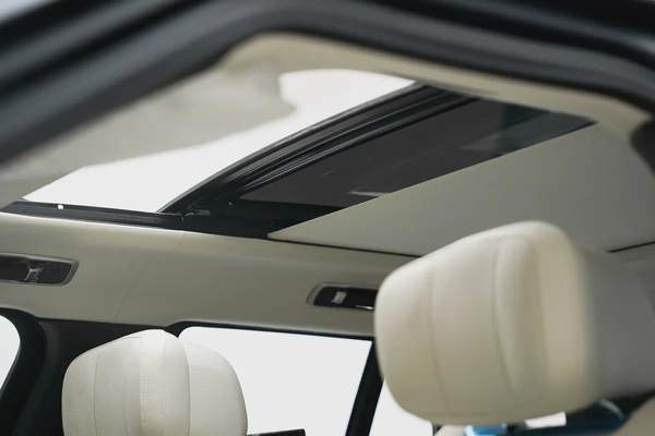 2025 RANGE ROVER P530 AUTOBIOGRAPHY WITH WARRANTY