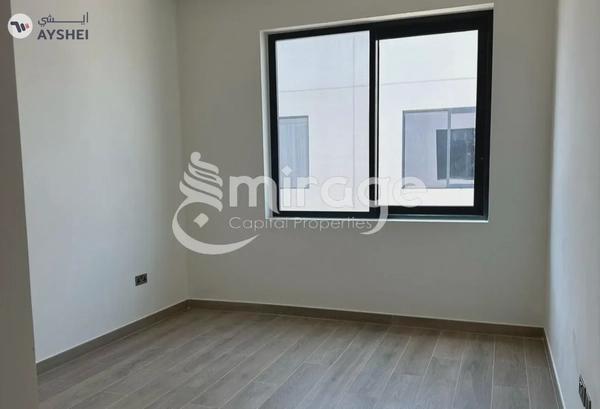 TOWNHOUSE FOR SALE IN NOYA 1, NOYA