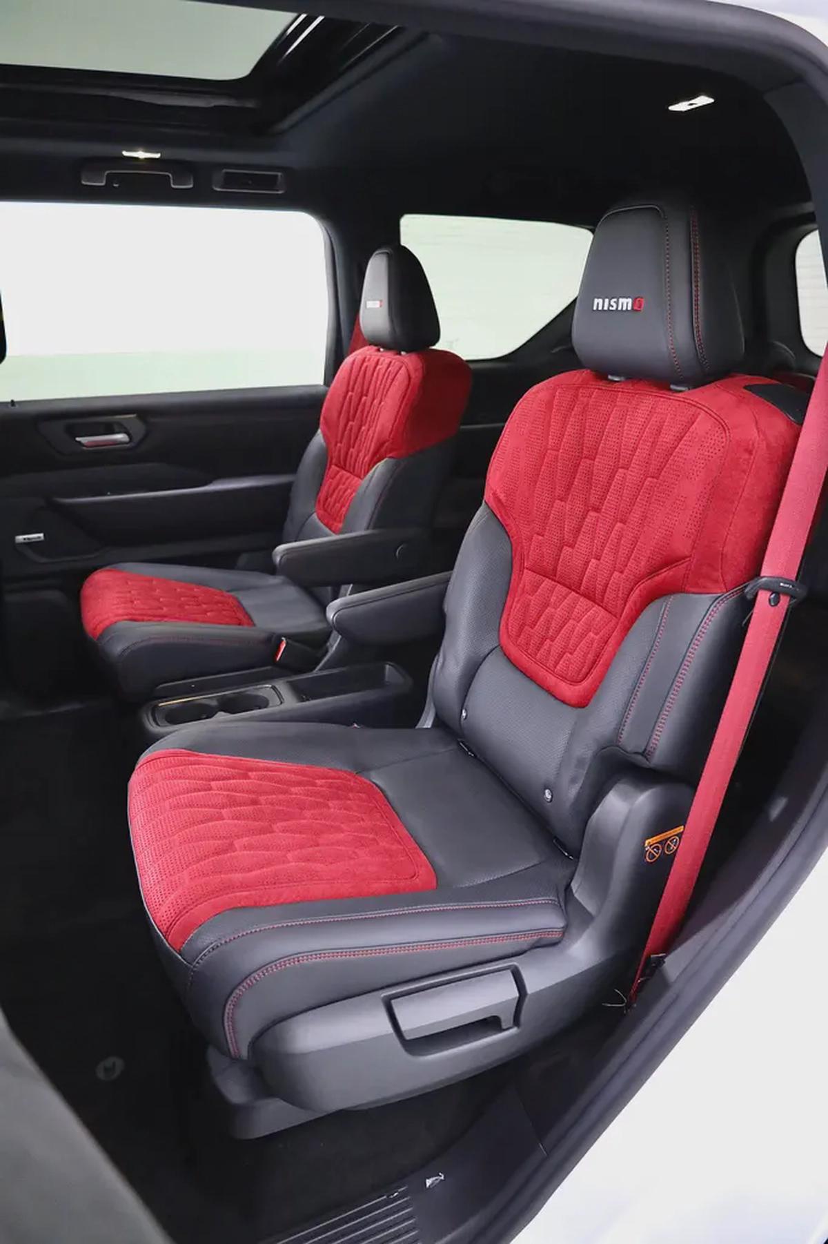 NISSAN ARMADA NISMO 2026 FULLY LOADED WITH CAPTAIN SEATS + FULLY LOADED-10-10