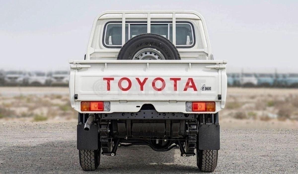 Toyota Land Cruiser Pick Up LAND CRUISER LC79 4.2L V6 DUBAL CAPIN-3-3