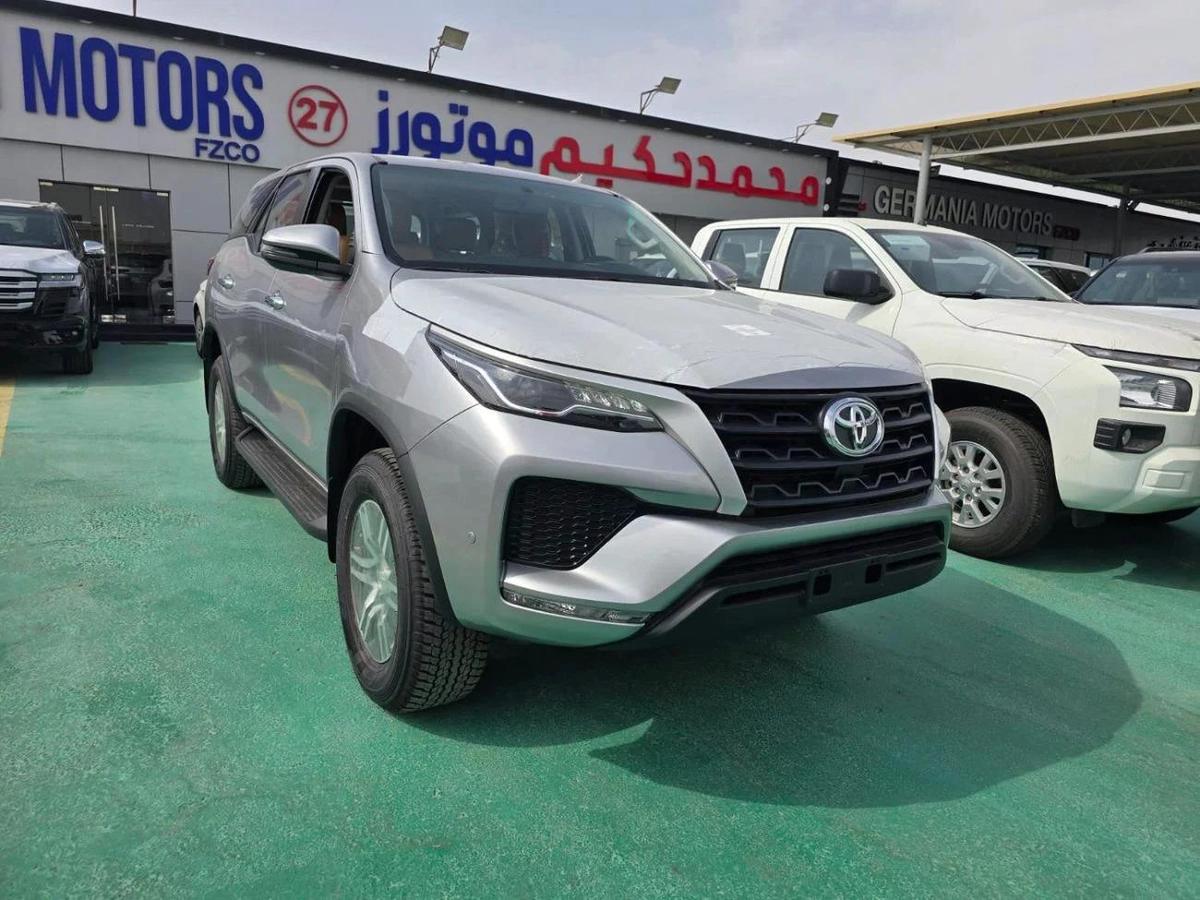 Toyota Fortuner Toyota Fortuner 2.7L 4-Cylinder – 2026 – GCC Specs-0-0