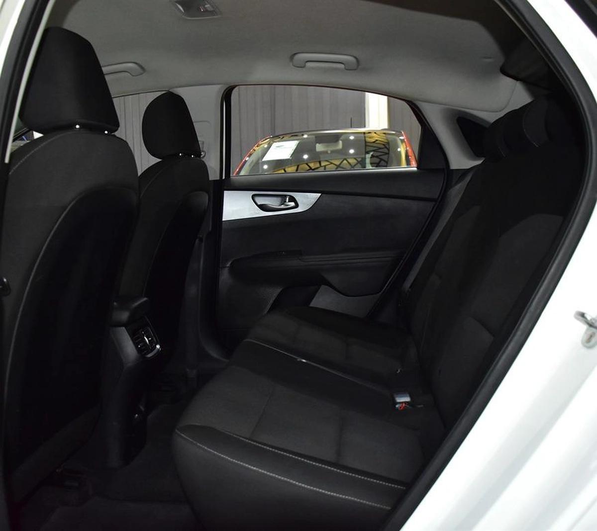 KIA Cerato ( 2022 Model ) in White Color GCC Specs-8-8