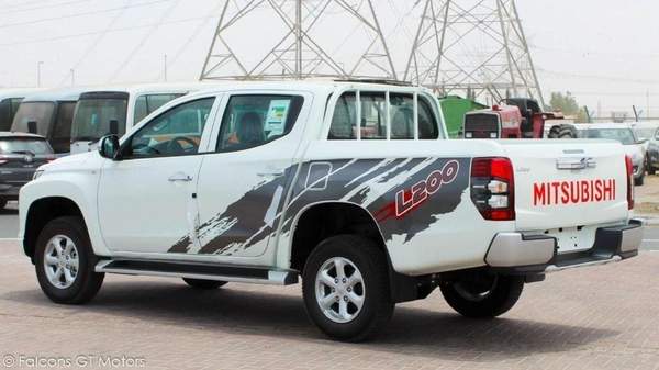Mitsubishi L200 L200 2.4L DIESEL 4WD 2023