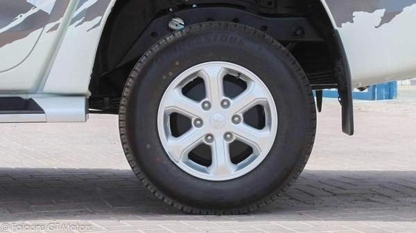 Mitsubishi L200 L200 2.4L DIESEL 4WD 2023