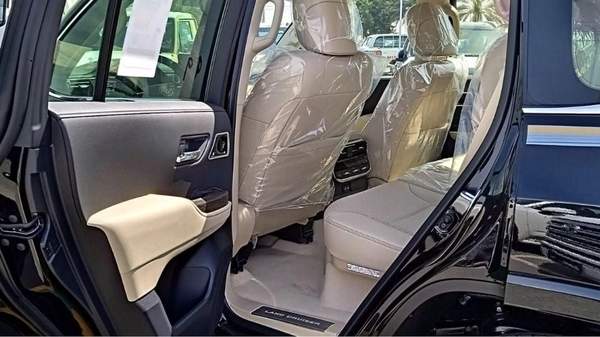 Toyota Land Cruiser VXR TOYOTA LANDCRUISER VXR FULL OPTION
