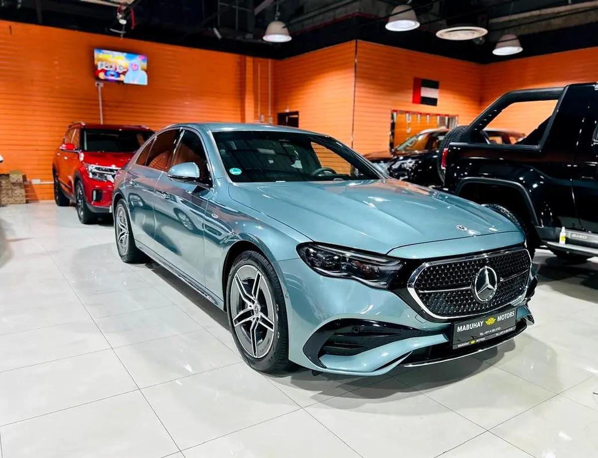Mercedes-Benz E-Class E 300-3-3