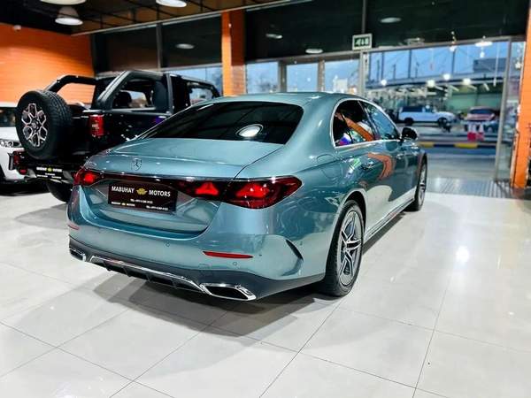 Mercedes-Benz E-Class E 300