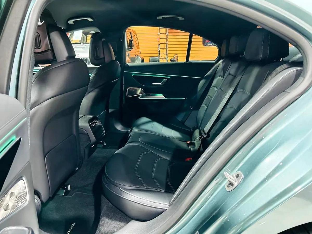 Mercedes-Benz E-Class E 300-12-12