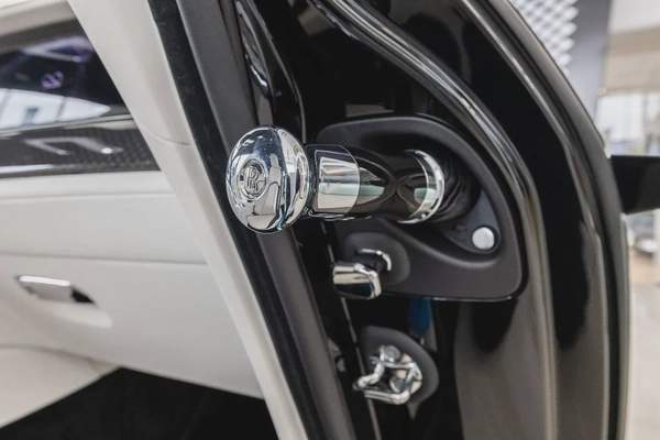 Rolls-Royce Spectre