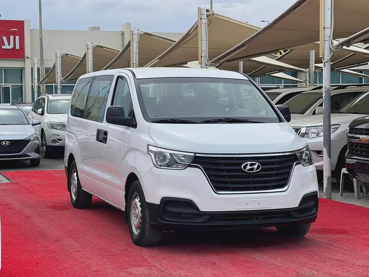 2020 | Hyundai H1 | Automatic | 12 Seaters | Ref#948-0-0