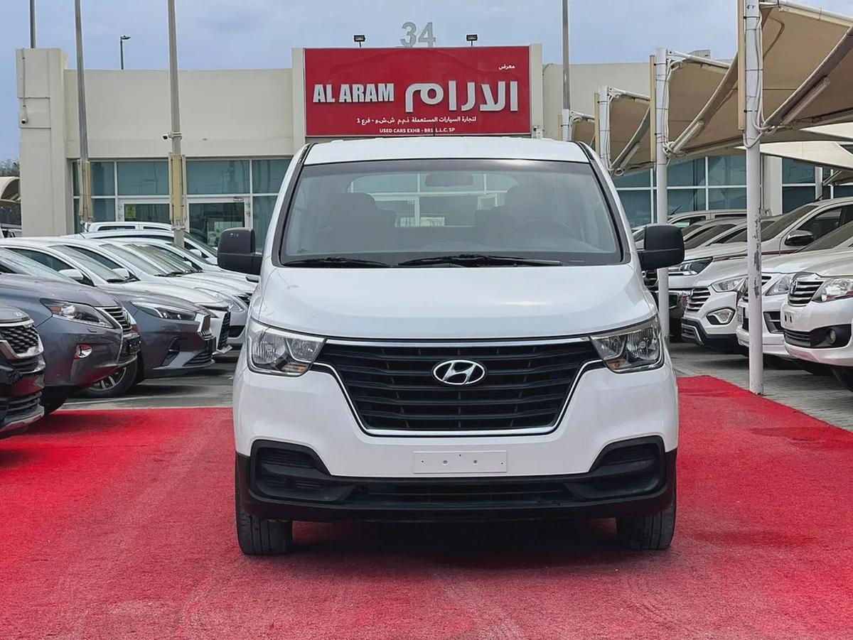2020 | Hyundai H1 | Automatic | 12 Seaters | Ref#948-1-1