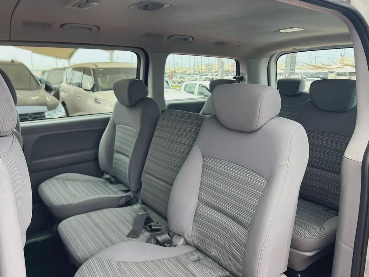 2020 | Hyundai H1 | Automatic | 12 Seaters | Ref#948-13-13
