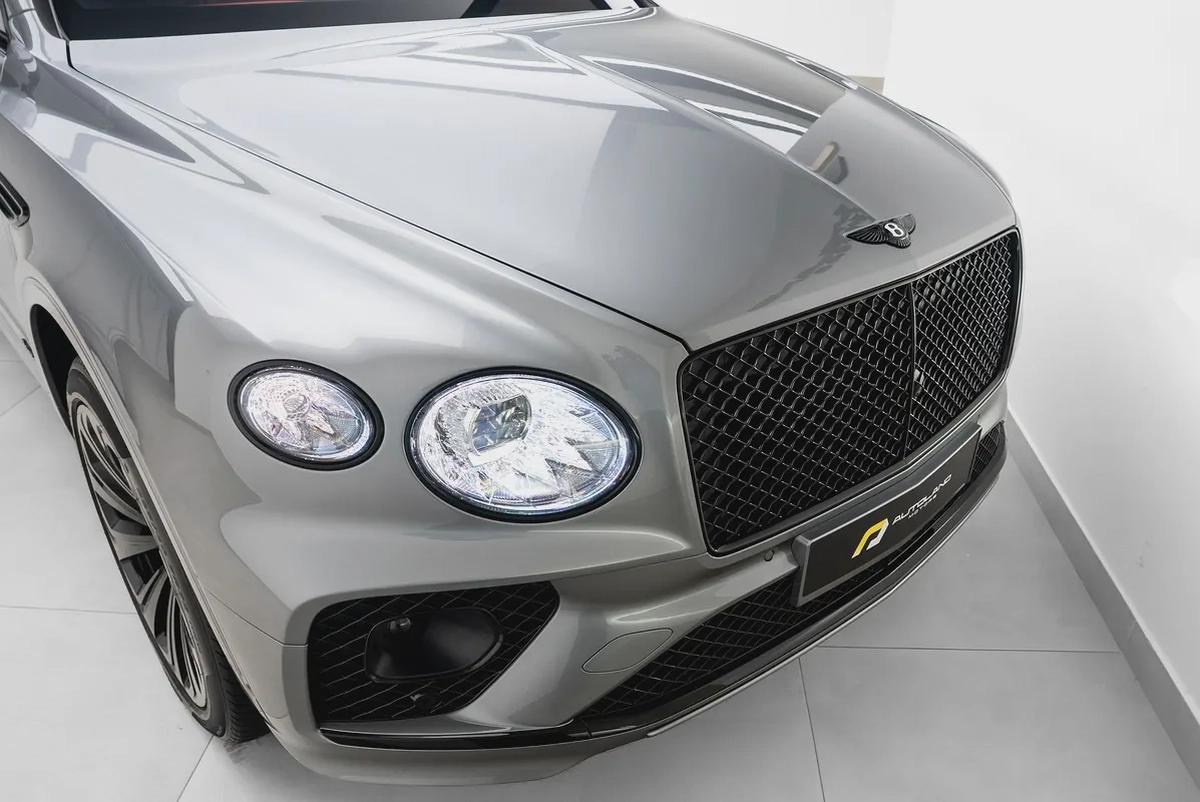 2023 BENTLEY BENTAYGA AZURE | GCC | MAIN DEALER WARRANTY SERVICE-7-7