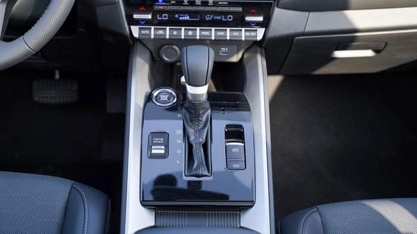 Mitsubishi Destinator Brand New 2026 Mitsubishi Destinator Premium (N-DEST-PREM-P-26) 1.5L 7-Seater SUV GCC – Export Only