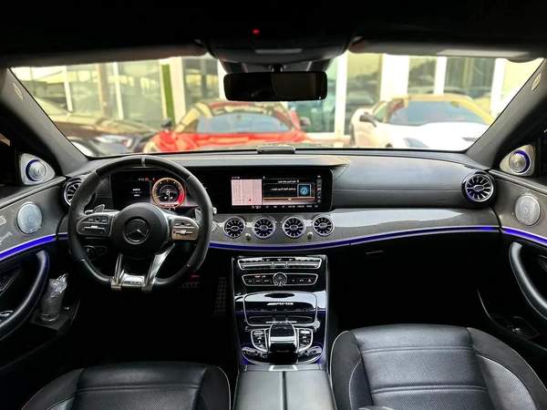 MERCEDES BENZ AMG E63s 2019 Japan Import ( Clean Title ) Original Paint Zero Accidents Two Keys 5