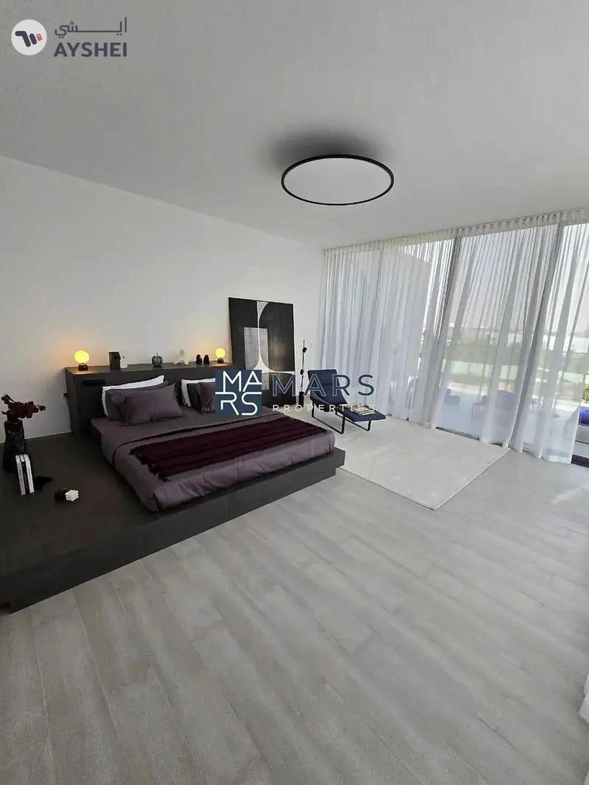 Luxury Project - 5% DP - Installments -freehold --HI ROI--CDRNER-7-7