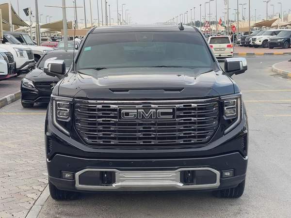 2025 GMC Sierra Denali Ultimate - GCC Specs - Brand New!
