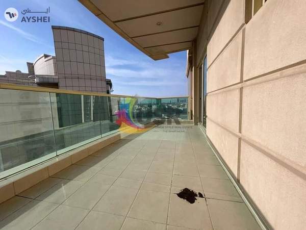 EXCELLENT 5 STAR BUILDING CHILLER 2BR W/ MAID'S AND LAUNDRY ROOM 135K