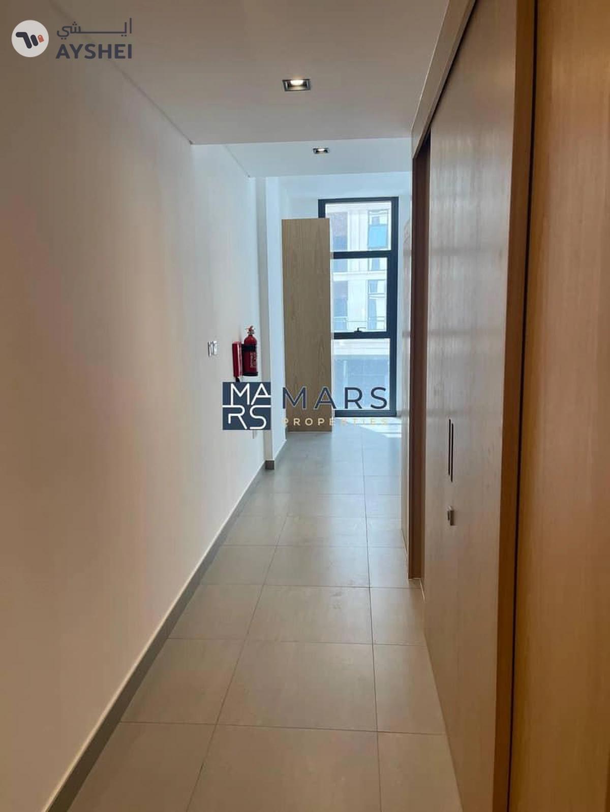 | Freehold | Brand New | Studio Suite |-3-3