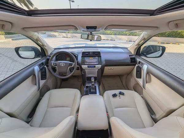 Toyota Prado VXR 2018 - GCC Specs - Accident Free - Excellent Condition