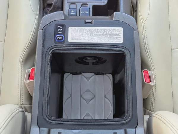 Toyota Prado VXR 2018 - GCC Specs - Accident Free - Excellent Condition