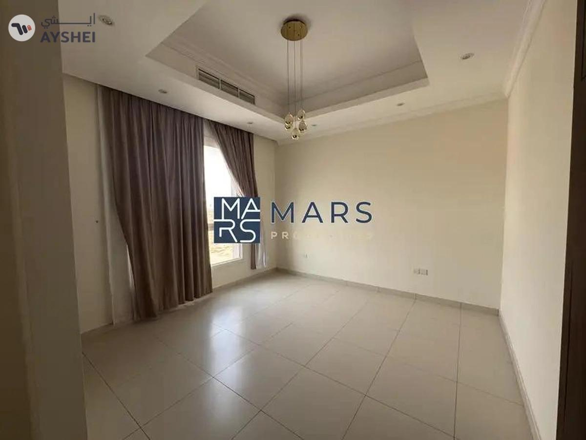 | Luxerious 4 Bedroom Villa | Big Garden |-11-11