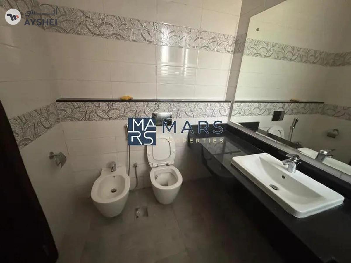 | Luxerious 4 Bedroom Villa | Big Garden |-14-14