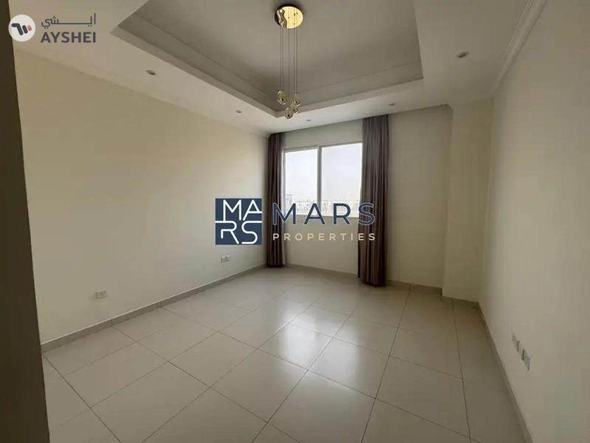 | Luxerious 4 Bedroom Villa | Big Garden |-15-15