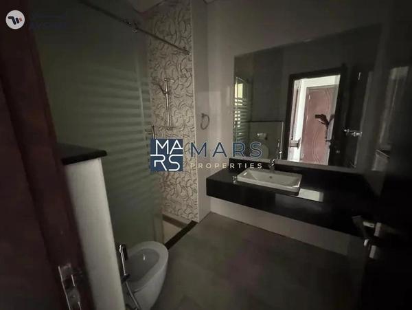 | Luxerious 4 Bedroom Villa | Big Garden |