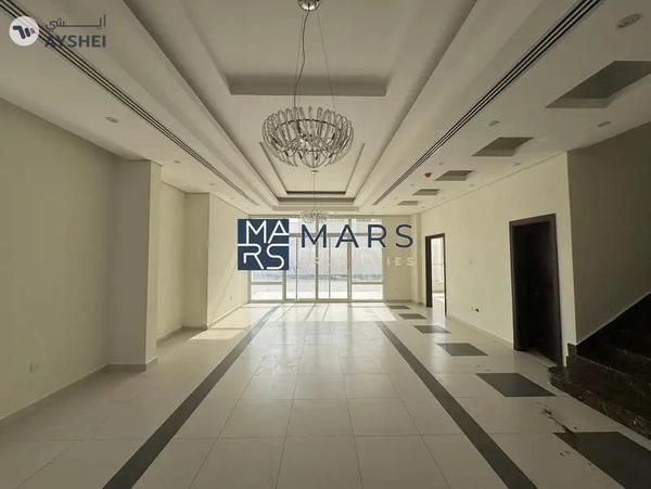 | Luxerious 4 Bedroom Villa | Big Garden |